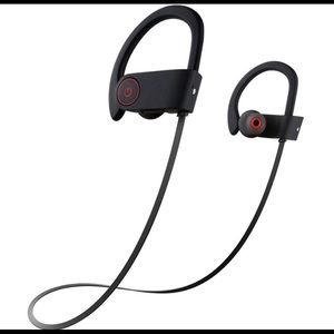 U8 wireless headphone waterproof and ear hooks.